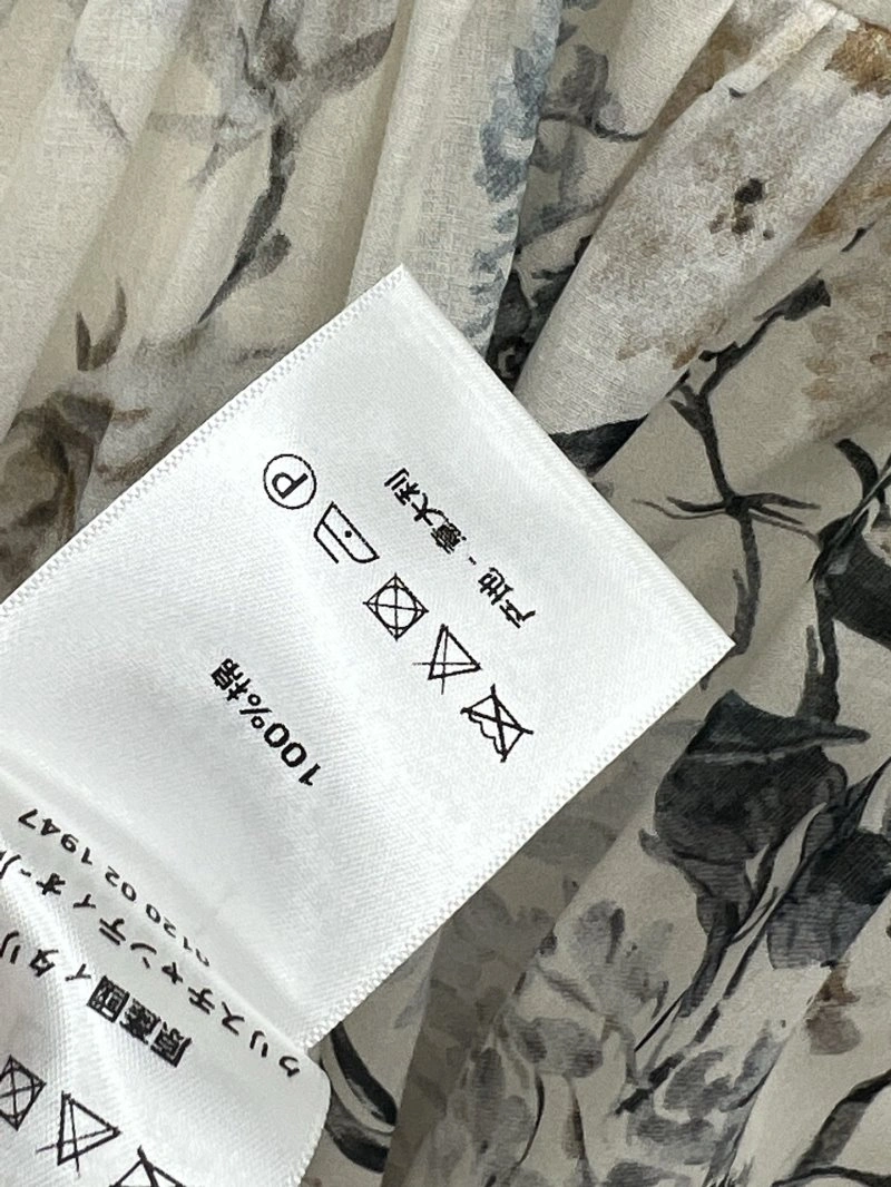 Trendsetting Christian Dior Dress 112398
