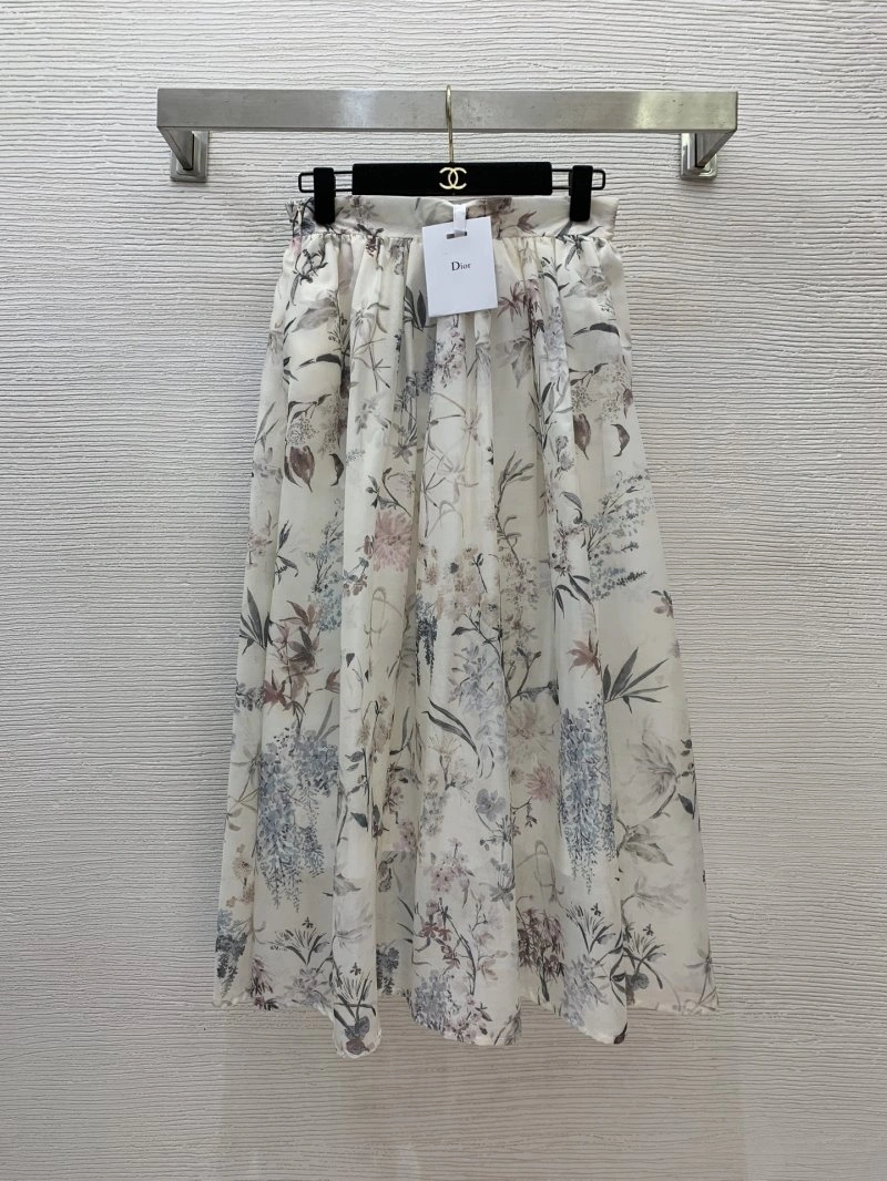 Sleek Christian Dior Dress 112366