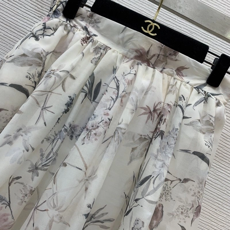 Sleek Christian Dior Dress 112366