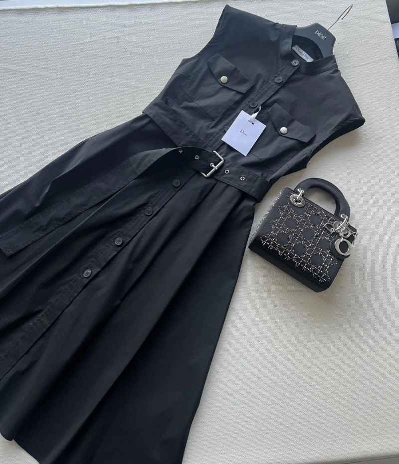 Upgraded Christian Dior Dress 112328