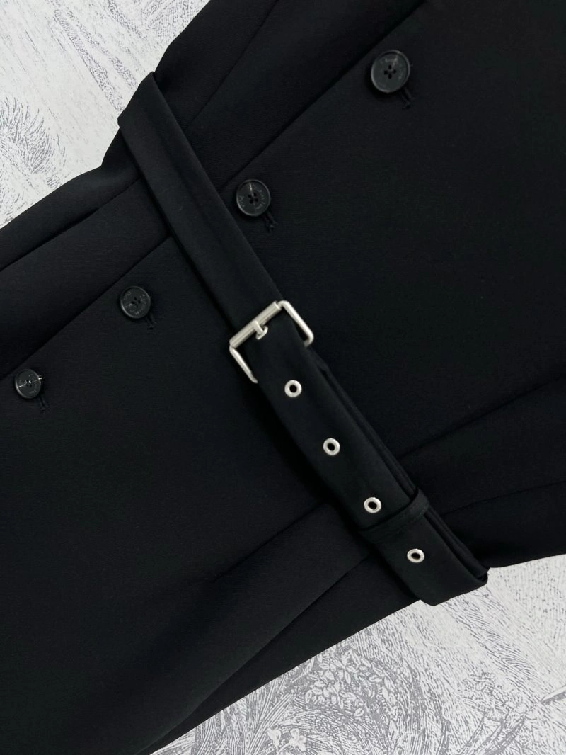 Christian Dior Dress Trendsetting 112323