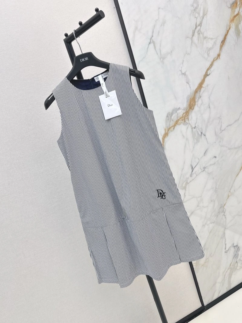 WellDesigned Christian Dior Dress 112317