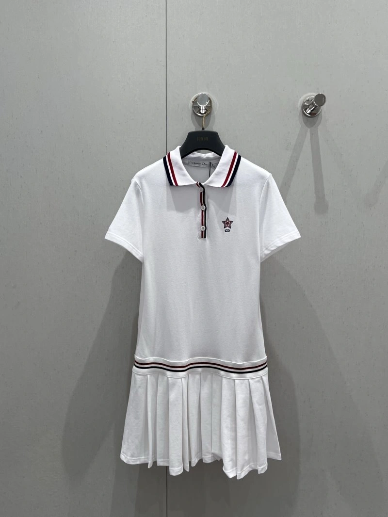 Snug Christian Dior Dress 112311