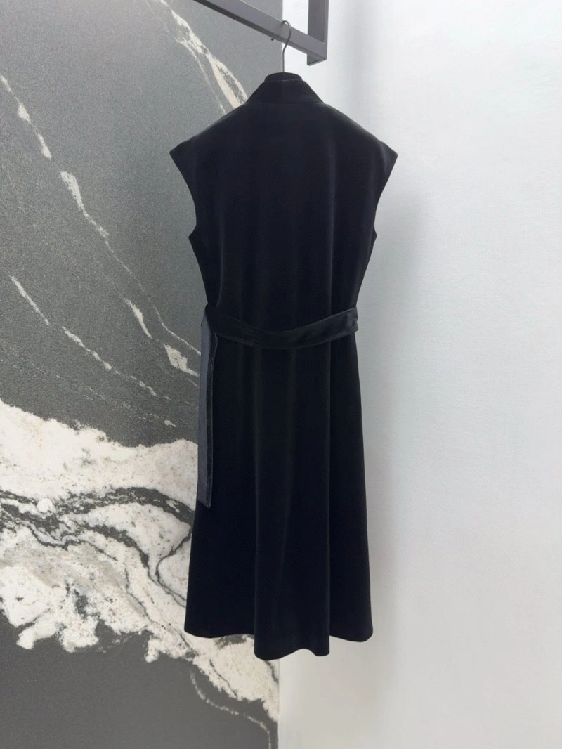 UrbanChic Christian Dior Dress 113892