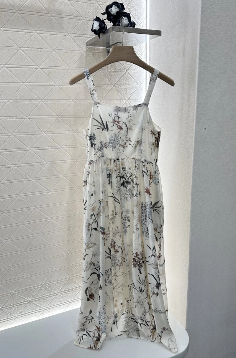 Vibrant Christian Dior Dress 113885