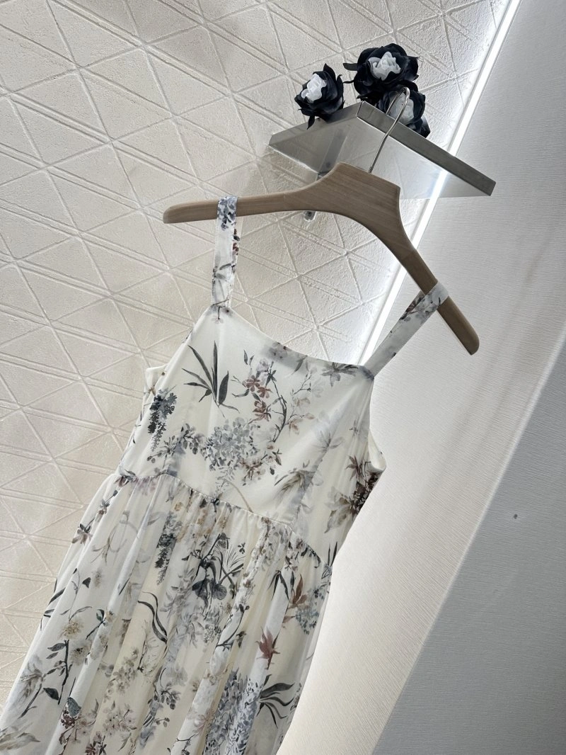 Vibrant Christian Dior Dress 113885