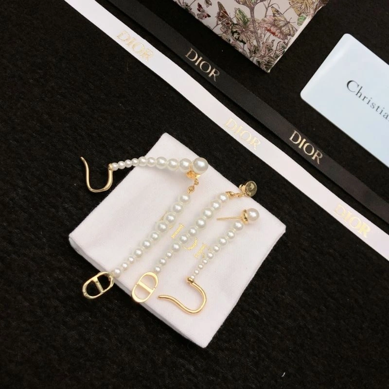 SunProtective Christian Dior Earrings 236043