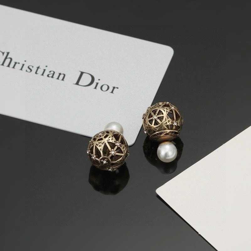 TimelessDesign Christian Dior Earrings 236097