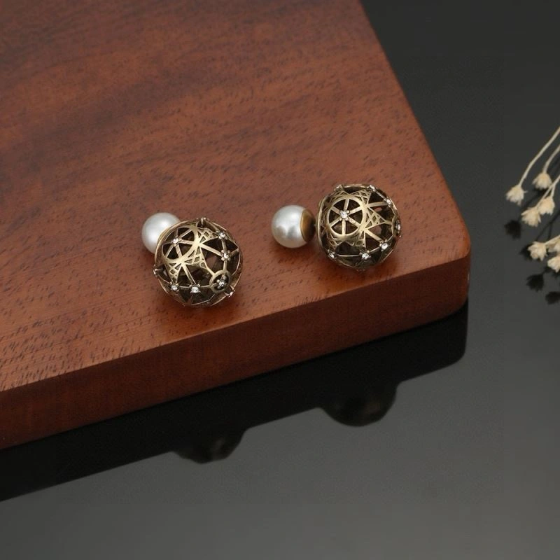 TimelessDesign Christian Dior Earrings 236097