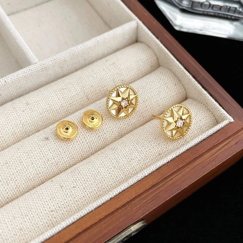 MoistureWicking Christian Dior Earrings 236029