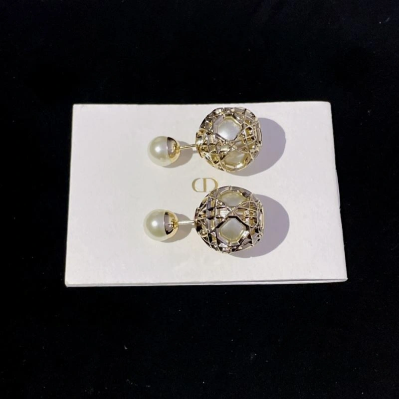 Christian Dior Earrings Functional 236045