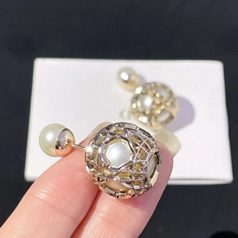 Christian Dior Earrings Functional 236045