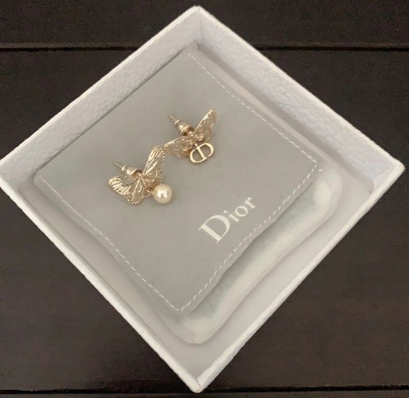 Christian Dior Earrings DailyWear 236021