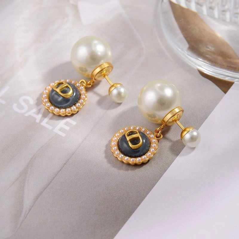 Christian Dior Earrings ModernLook 236091