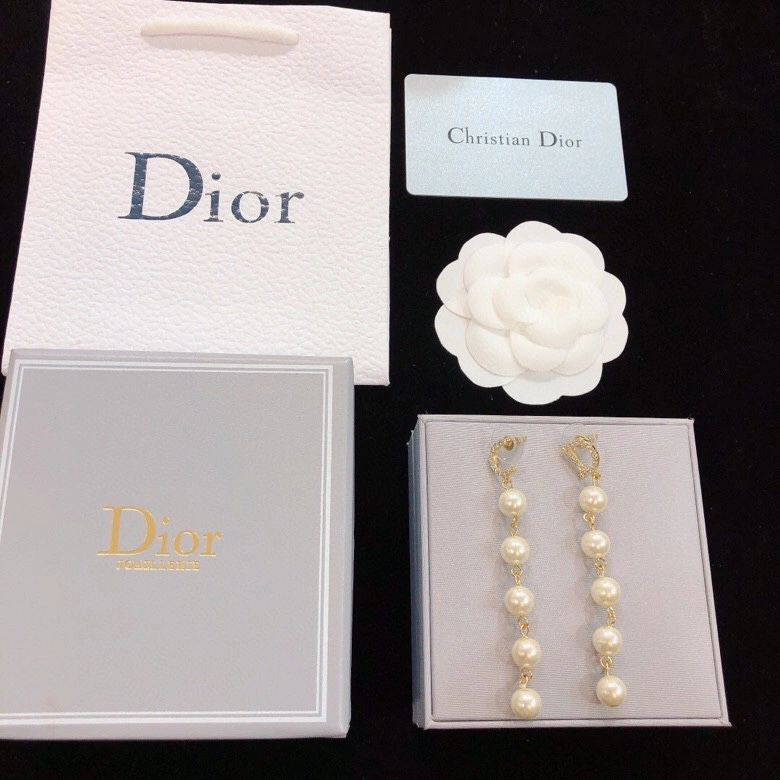 Christian Dior Earrings Bold 236015