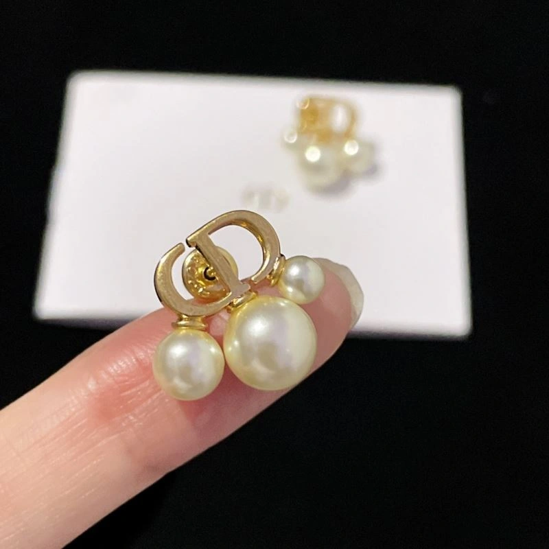 Christian Dior Earrings GoodFit 236025