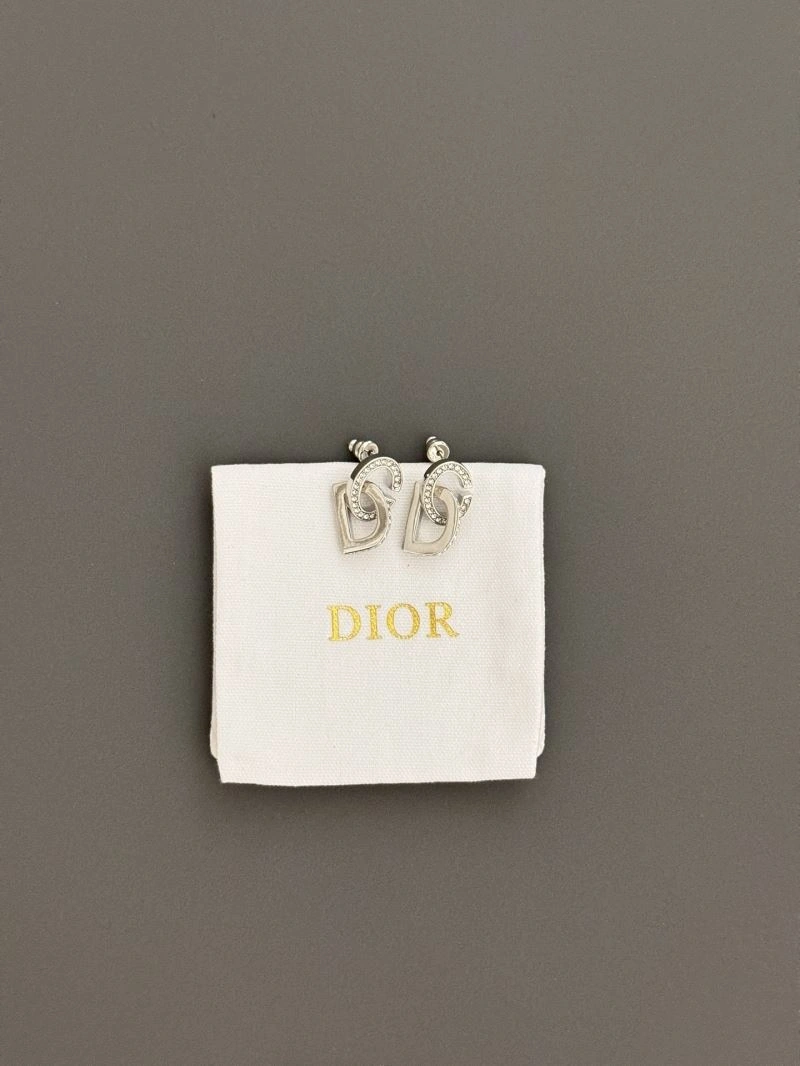 Tailored Christian Dior Earrings 236017