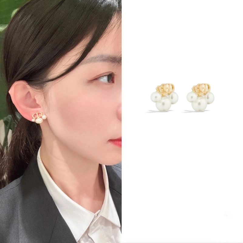 Christian Dior Earrings Breathable 235986
