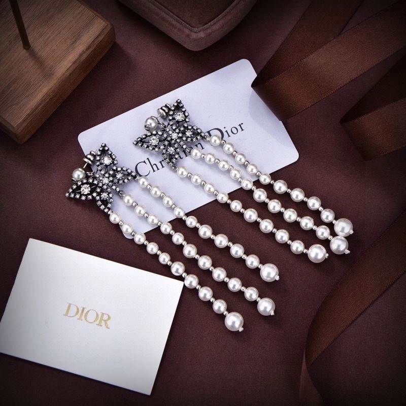 Christian Dior Earrings Lightweight 235984