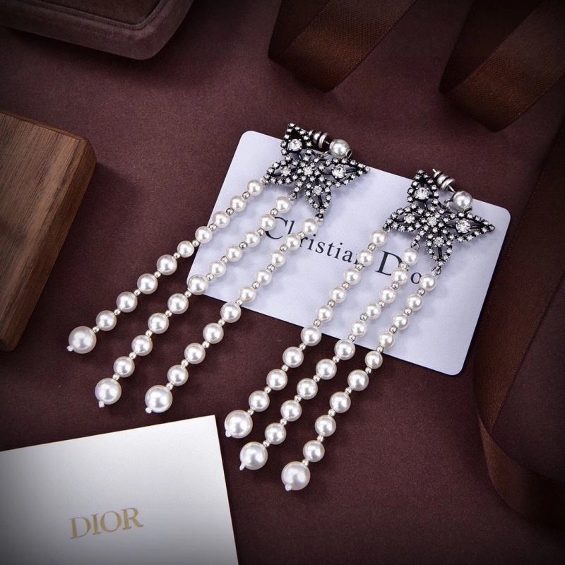 Christian Dior Earrings Lightweight 235984