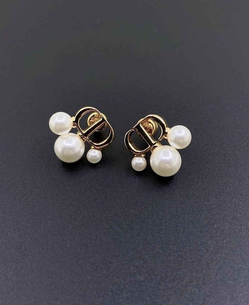 Classic Christian Dior Earrings 235979