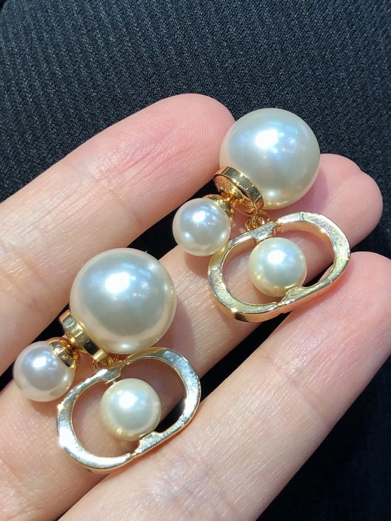 Christian Dior Earrings SmoothTexture 235908