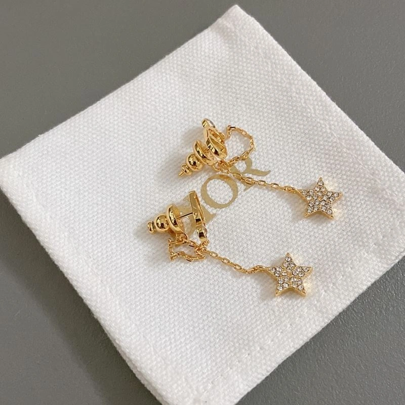 Christian Dior Earrings Elegant 235832