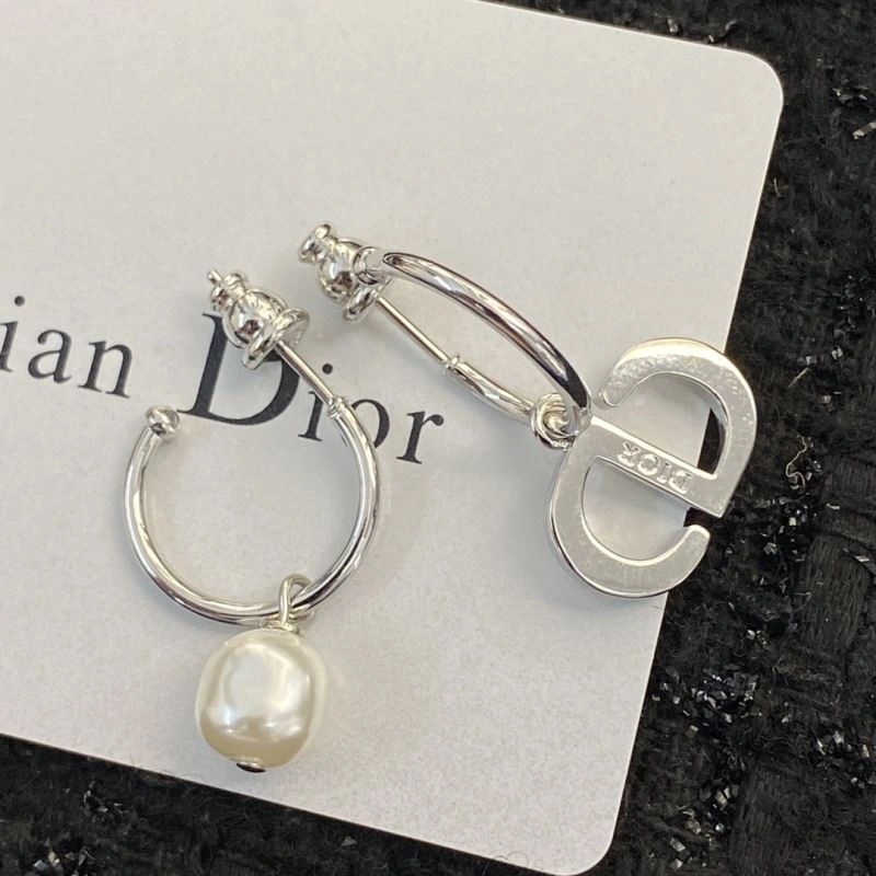 Trendy Christian Dior Earrings 235831