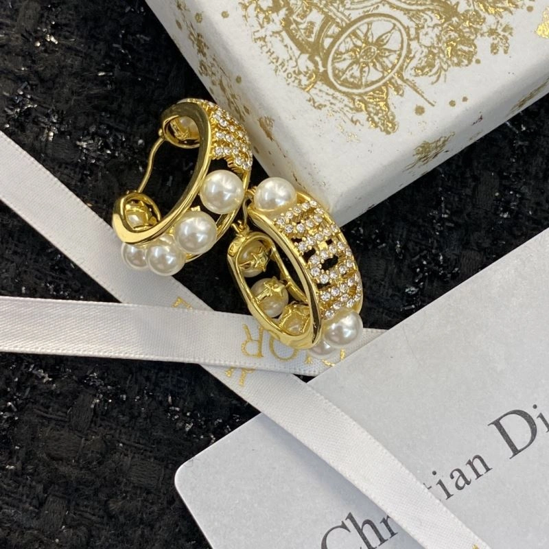 Christian Dior Earrings Packable 235843