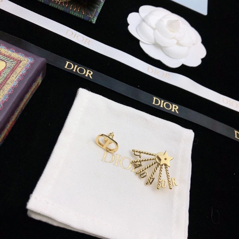 Christian Dior Earrings FashionForward 235976