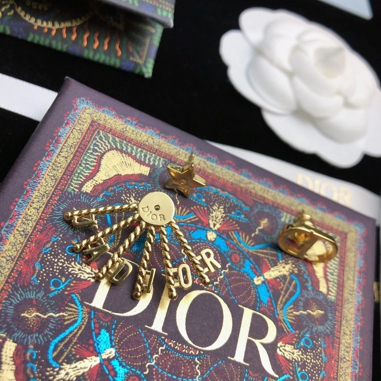 Christian Dior Earrings FashionForward 235976