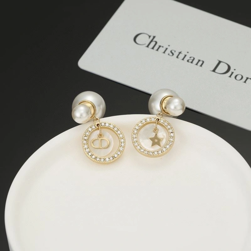 Efficient Christian Dior Earrings 235839