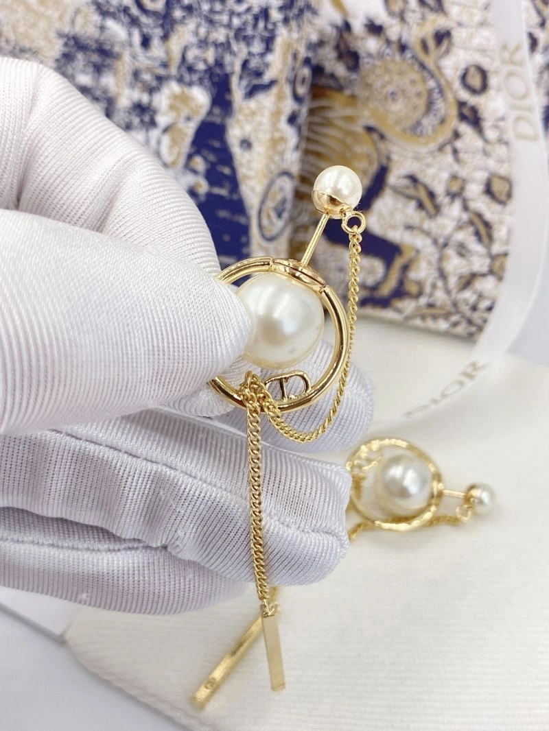 Chic Christian Dior Earrings 235824