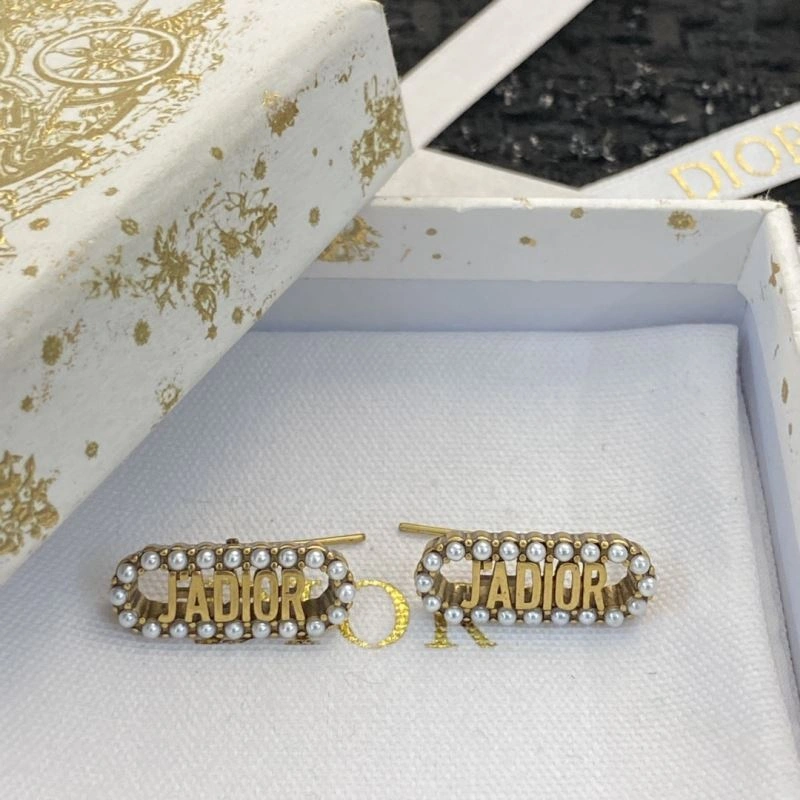 Christian Dior Earrings Packable 235809
