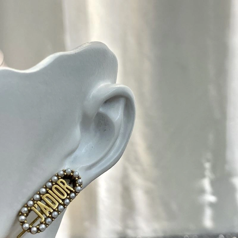 Christian Dior Earrings Packable 235809