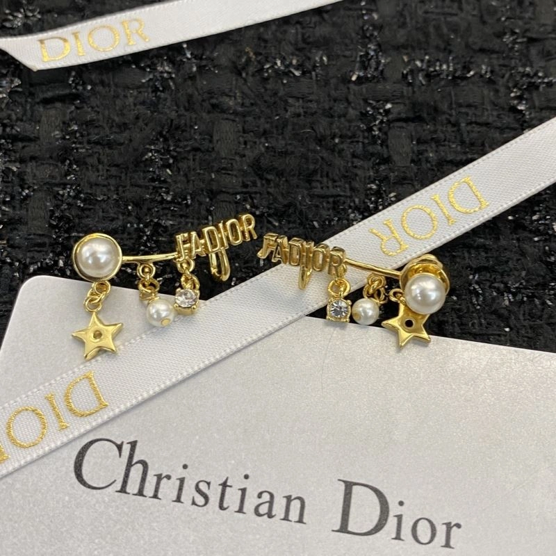 Christian Dior Earrings Attractive 235811