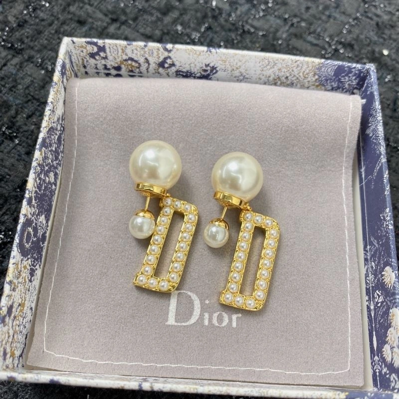 Durable Christian Dior Earrings 235794