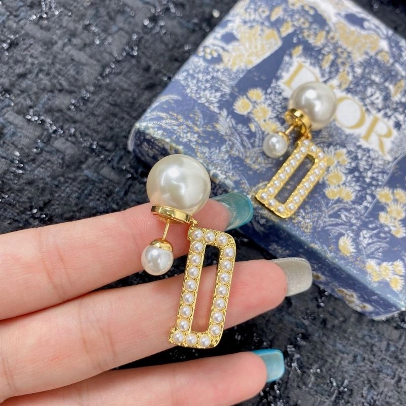 Durable Christian Dior Earrings 235794
