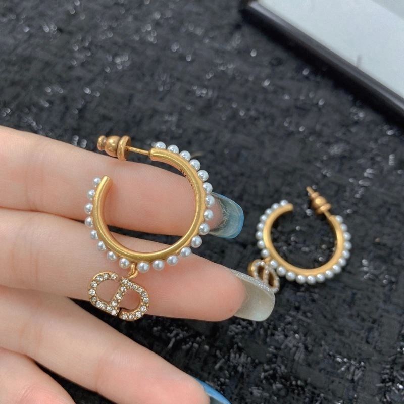 Youthful Christian Dior Earrings 235784