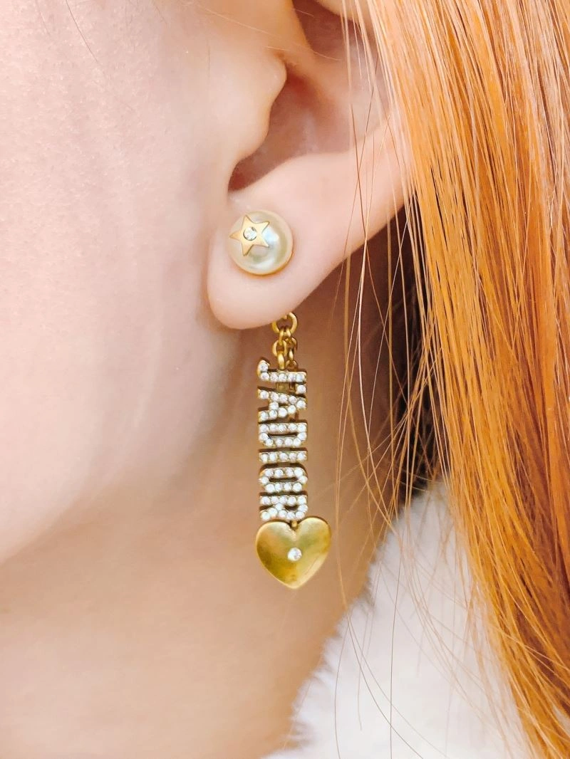 Christian Dior Earrings Sophisticated 235798