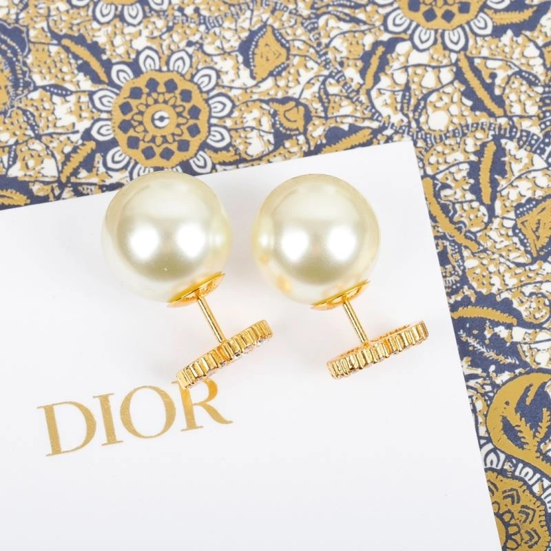 Christian Dior Earrings SmartChoice 235766