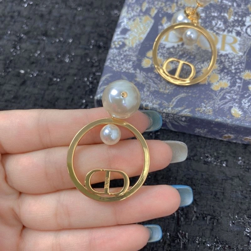 Christian Dior Earrings Snug 235772