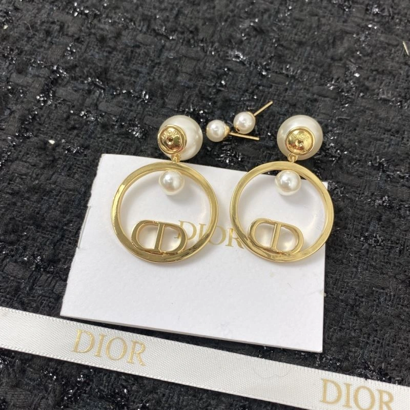 Christian Dior Earrings Snug 235772