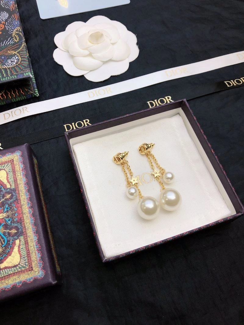 Christian Dior Earrings MoistureWicking 235783