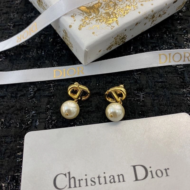 Christian Dior Earrings Resilient 236350