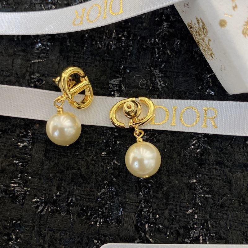 Christian Dior Earrings Resilient 236350