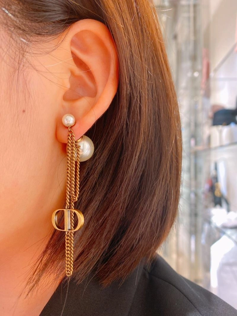 Christian Dior Earrings Sophisticated 236341