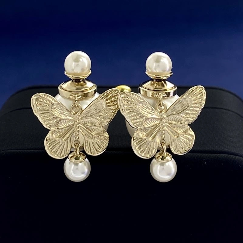 Chic Christian Dior Earrings 236340