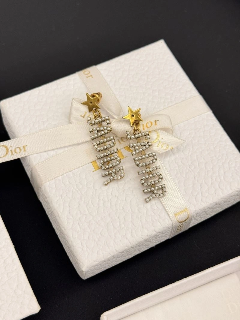 Classic Christian Dior Earrings 236329