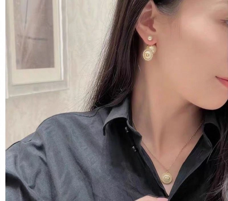 Christian Dior Earrings SoftTouch 236323
